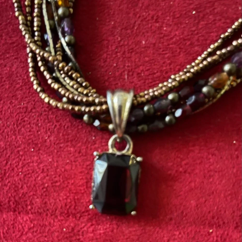 Beaded Necklace w/Dark Burgundy Crystal Pendant Adjustable - Picture 7 of 8